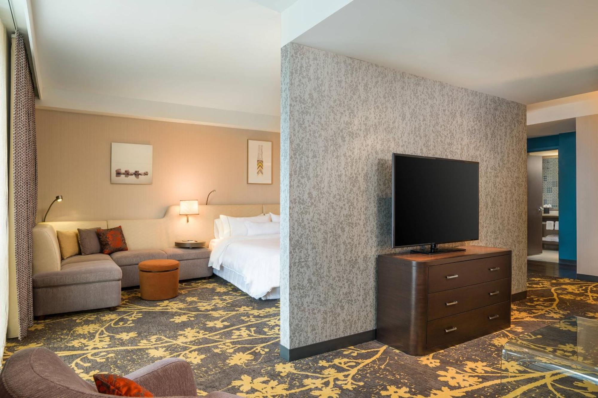Отель The Westin Cleveland Downtown Экстерьер фото