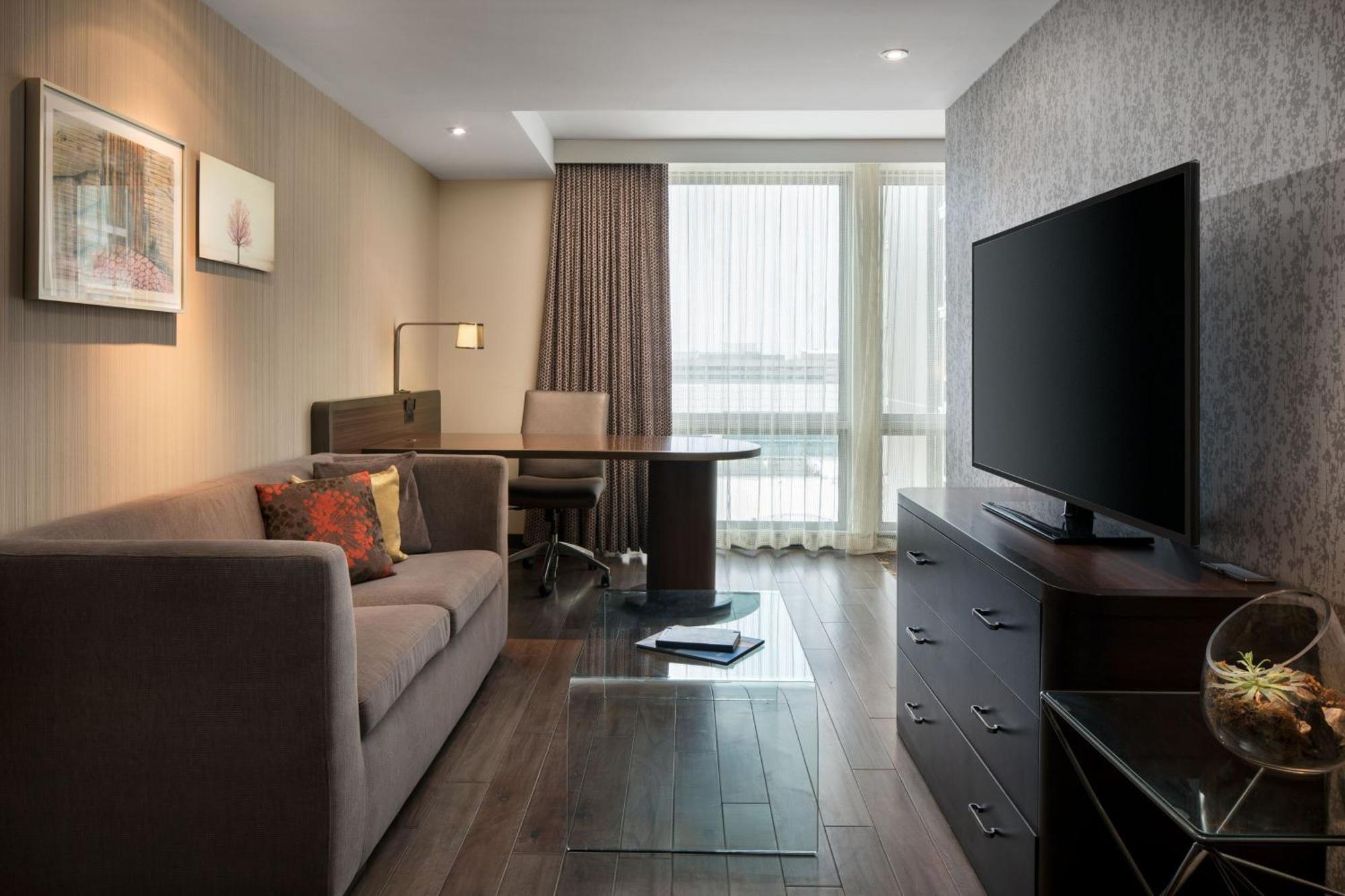 Отель The Westin Cleveland Downtown Экстерьер фото