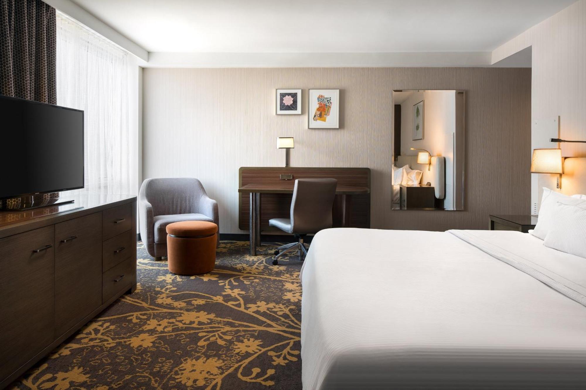 Отель The Westin Cleveland Downtown Экстерьер фото