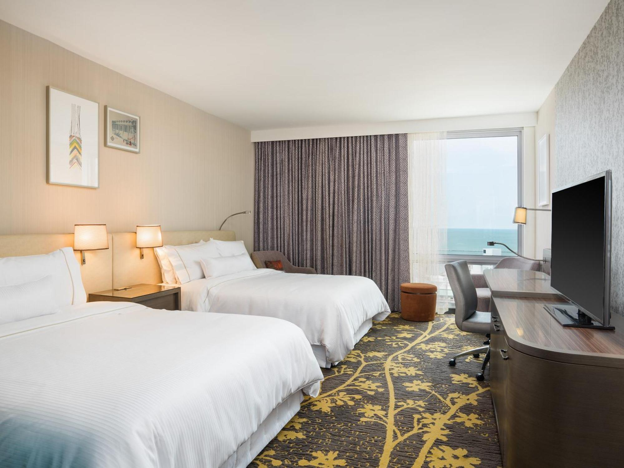 Отель The Westin Cleveland Downtown Экстерьер фото
